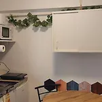 Anizs Apartmanhaz