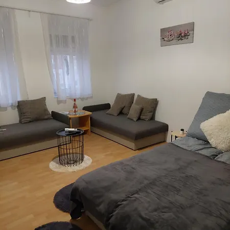 Anizs Apartmanhaz Makó