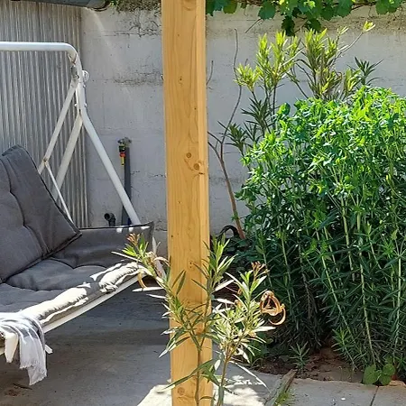 Anizs Apartmanhaz شقة Makó