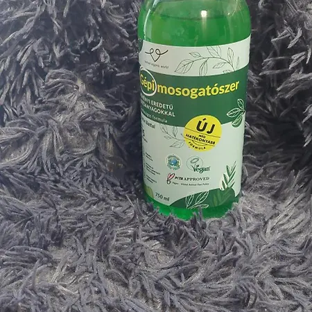 شقة Anizs Apartmanhaz